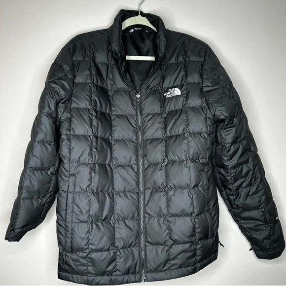 The North Face Men's Quilted Black Puffer Jacket